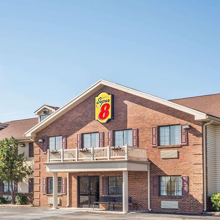 Super 8 By Wyndham Madison In Hotel Luaran gambar